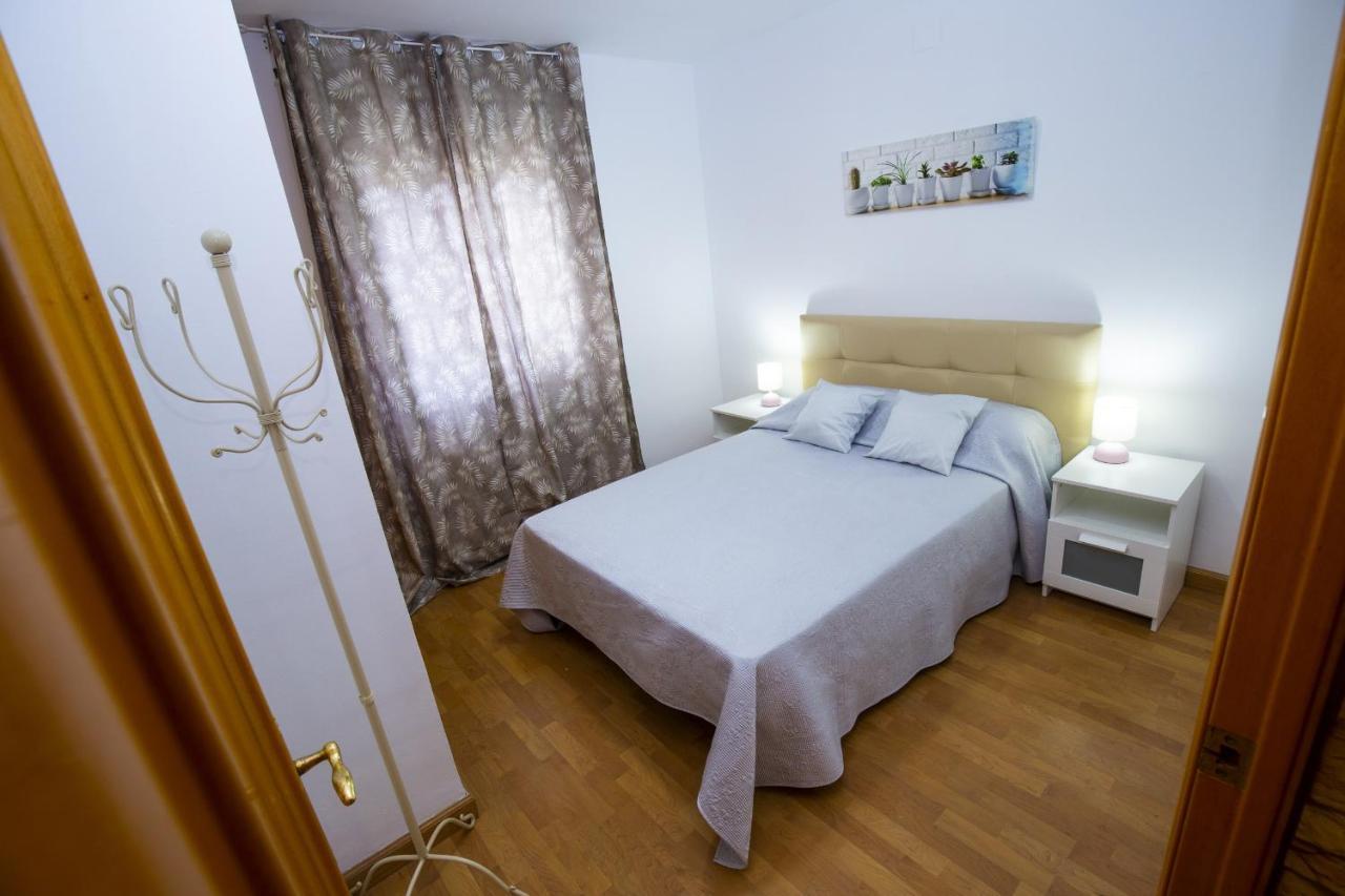 Villa Pluma Planet Costa Dorada - Only Families سالو المظهر الخارجي الصورة